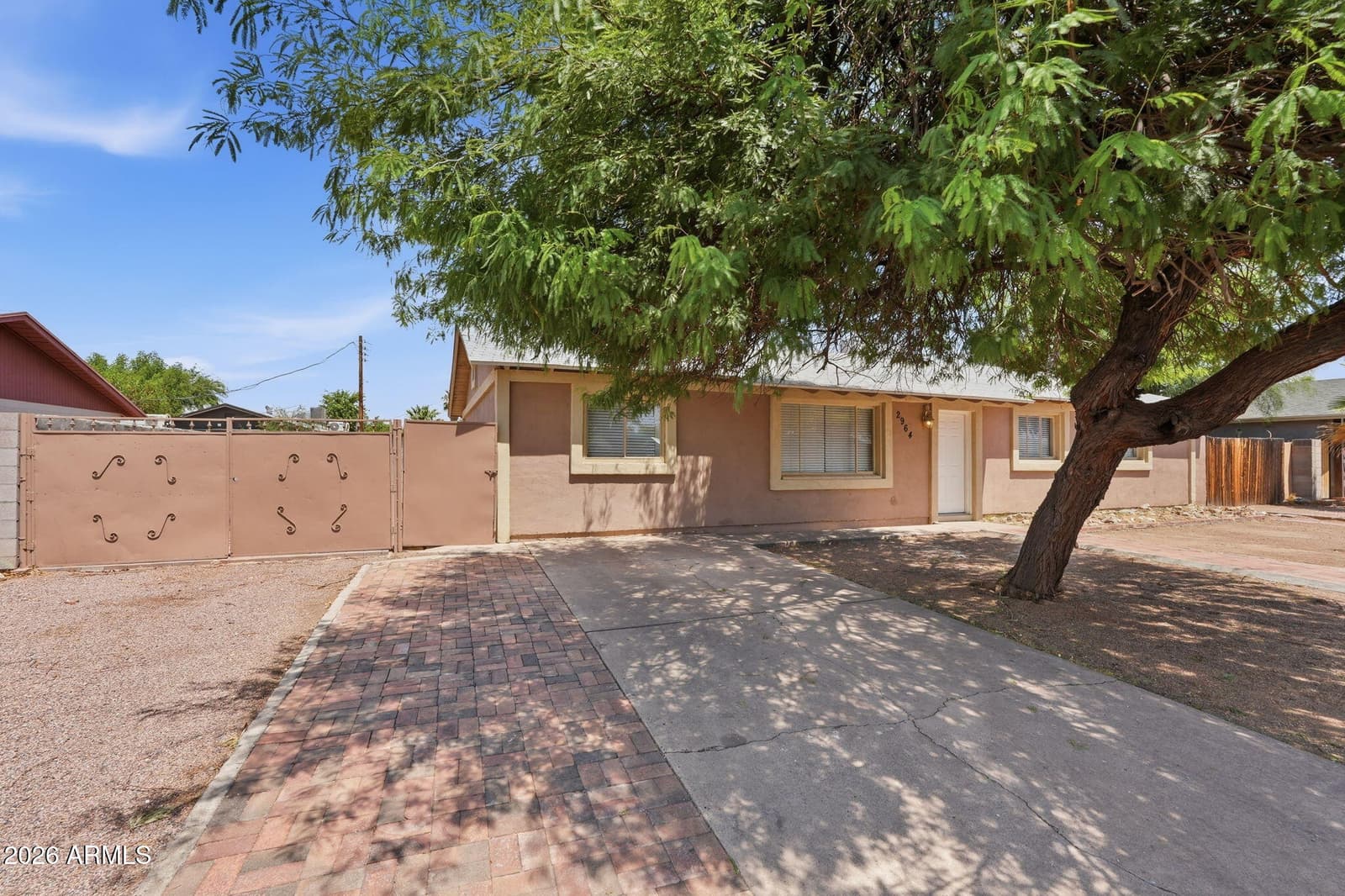 2964 N 53RD Drive, Phoenix, AZ 85031 — photo 3 of 39