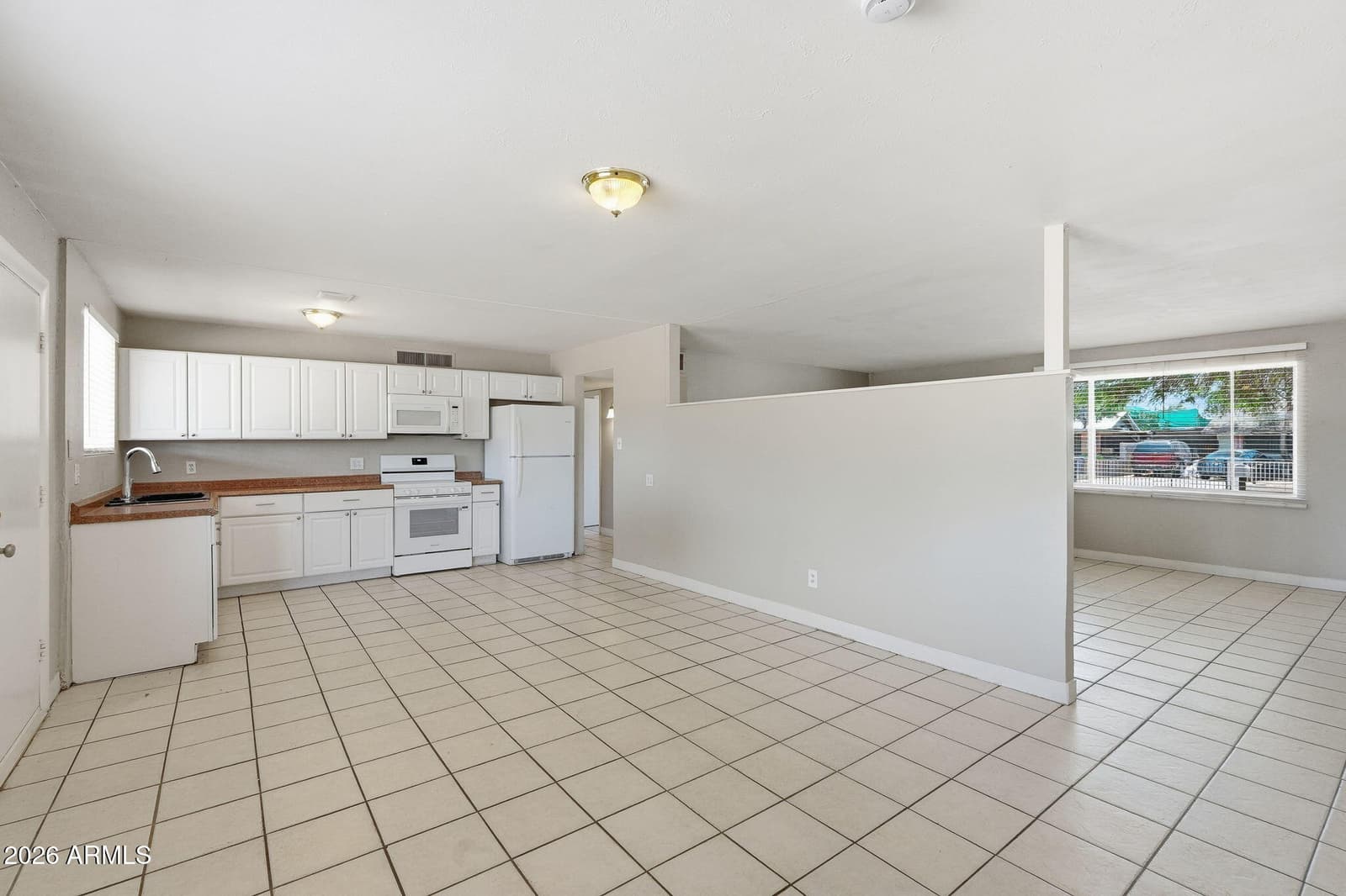 2964 N 53RD Drive, Phoenix, AZ 85031 — photo 14 of 39