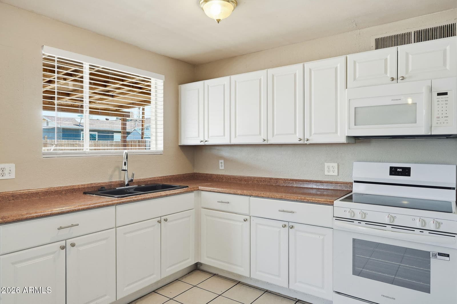2964 N 53RD Drive, Phoenix, AZ 85031 — photo 18 of 39