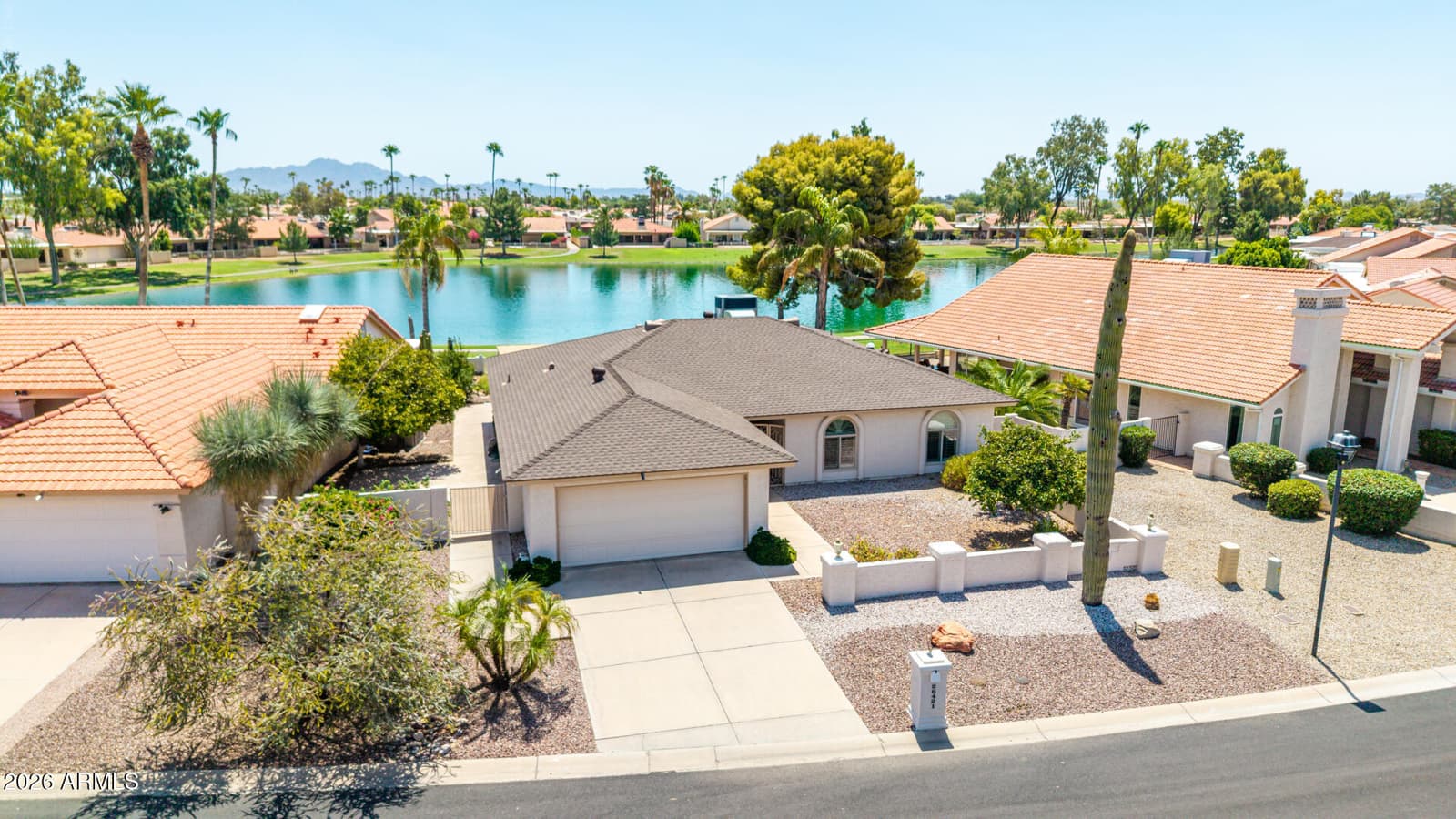 26421 S LAKEMONT Drive, Sun Lakes, AZ 85248 — photo 5 of 34