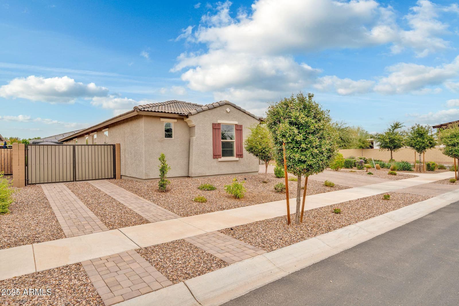 14338 W REDFIELD Road, Surprise, AZ 85379 — photo 2 of 65