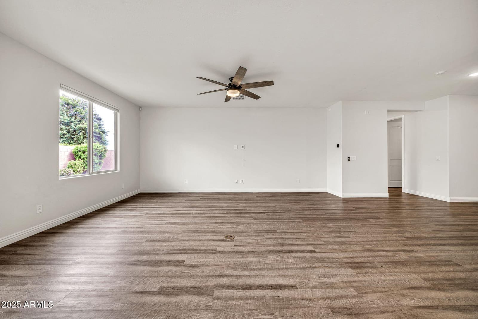 14338 W REDFIELD Road, Surprise, AZ 85379 — photo 11 of 65
