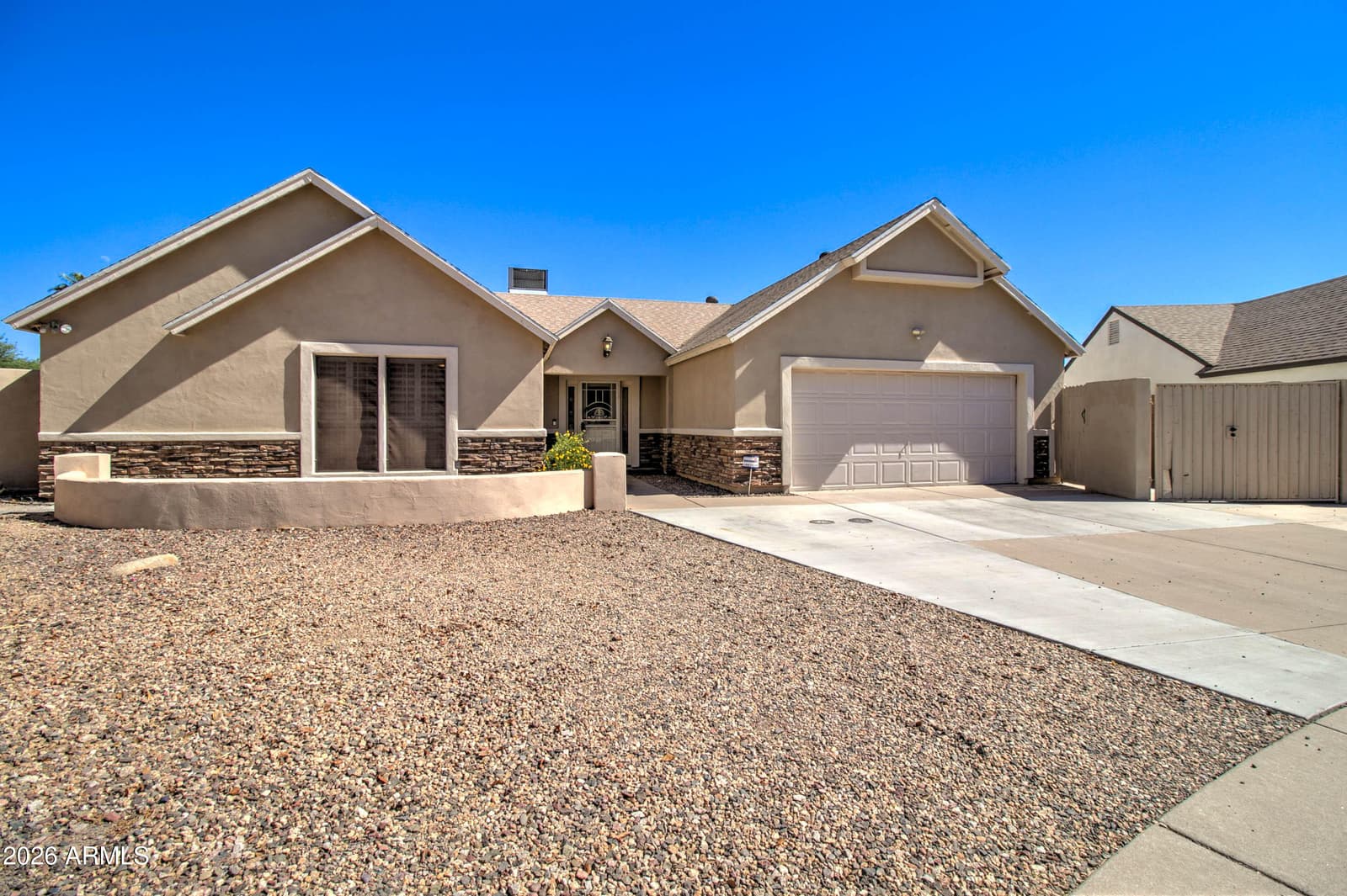 4509 E PEARCE Road, Phoenix, AZ 85044 — photo 3 of 57