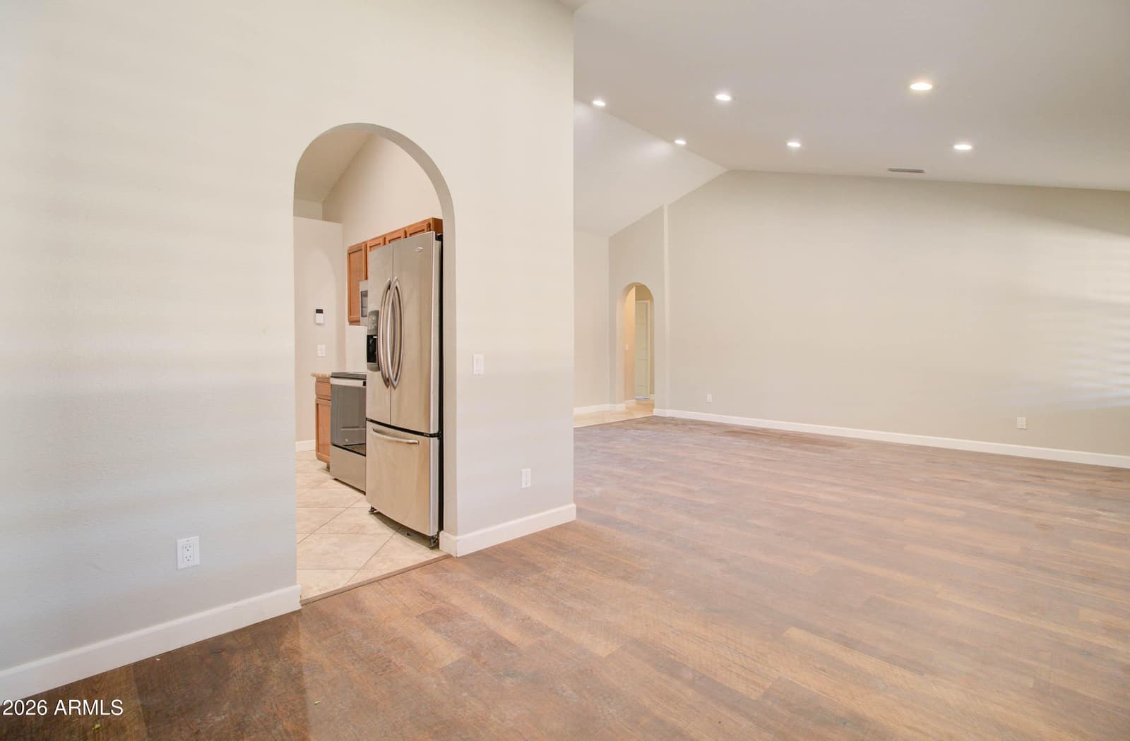 4509 E PEARCE Road, Phoenix, AZ 85044 — photo 11 of 57