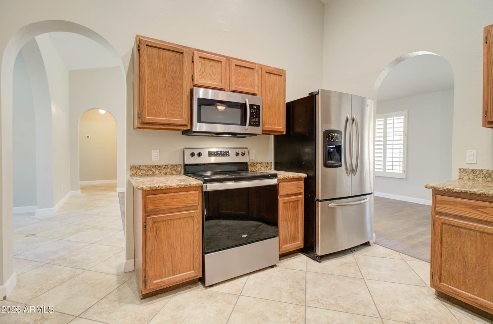 4509 E PEARCE Road, Phoenix, AZ 85044 — photo 13 of 57