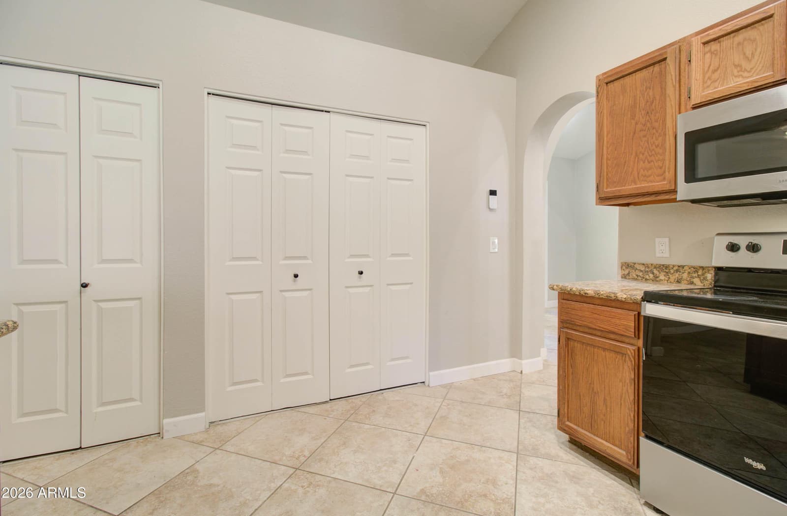 4509 E PEARCE Road, Phoenix, AZ 85044 — photo 14 of 57