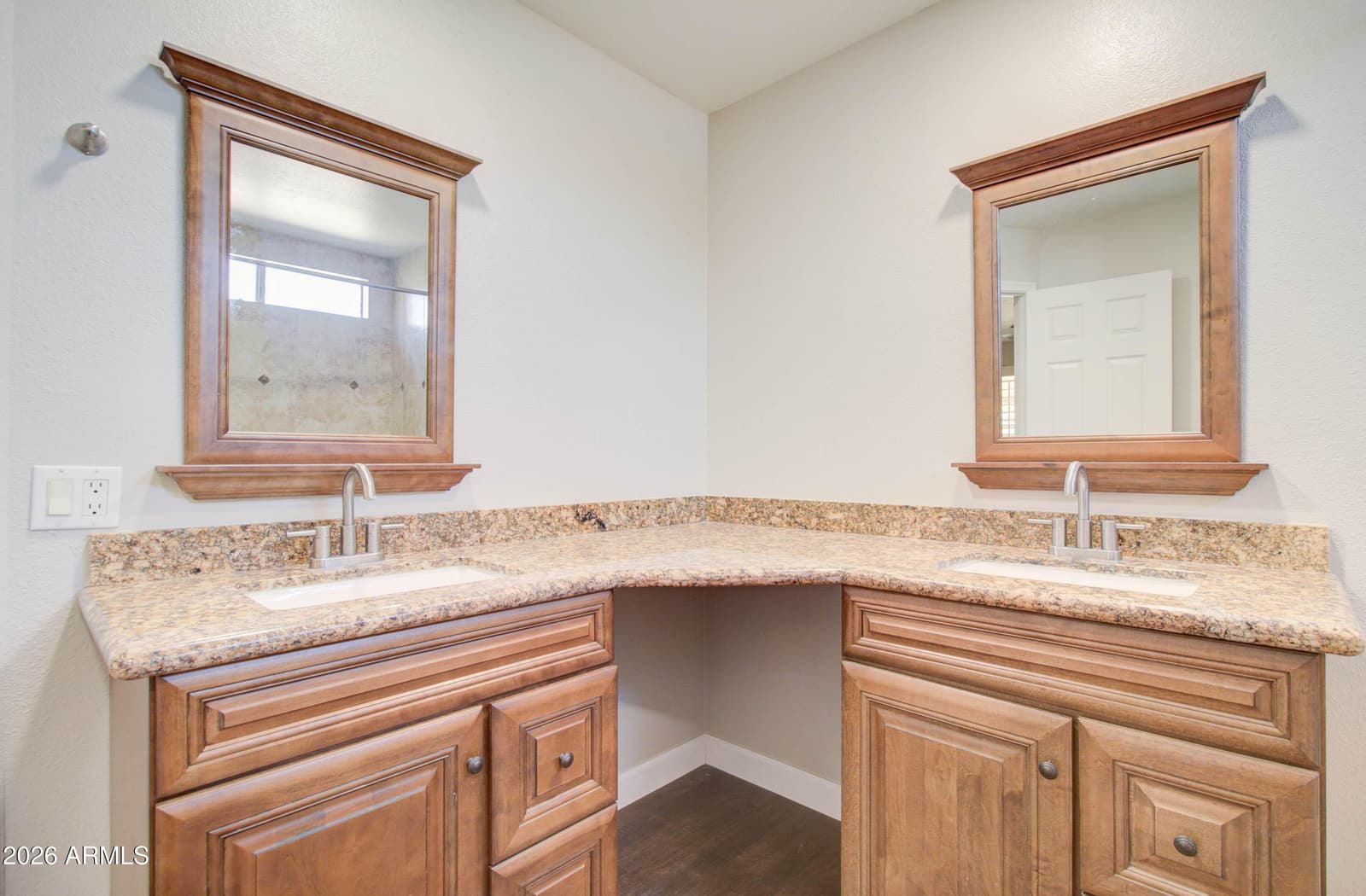 4509 E PEARCE Road, Phoenix, AZ 85044 — photo 26 of 57