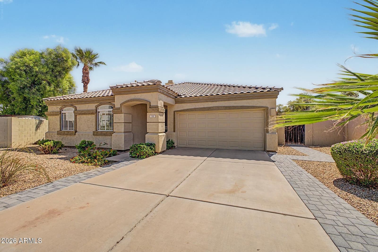 791 W KENT Place, Chandler, AZ 85225 — photo 3 of 32
