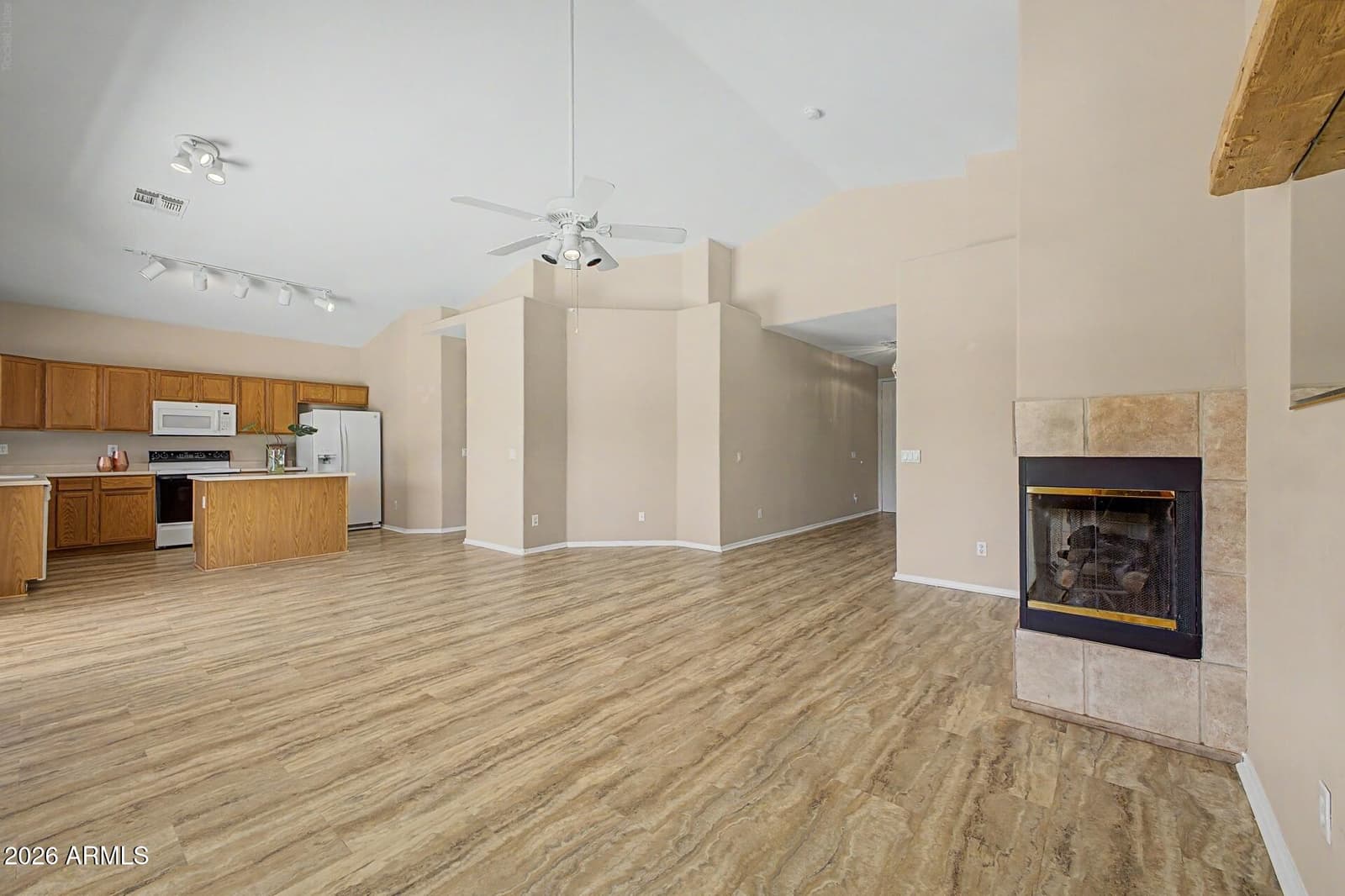791 W KENT Place, Chandler, AZ 85225 — photo 9 of 32
