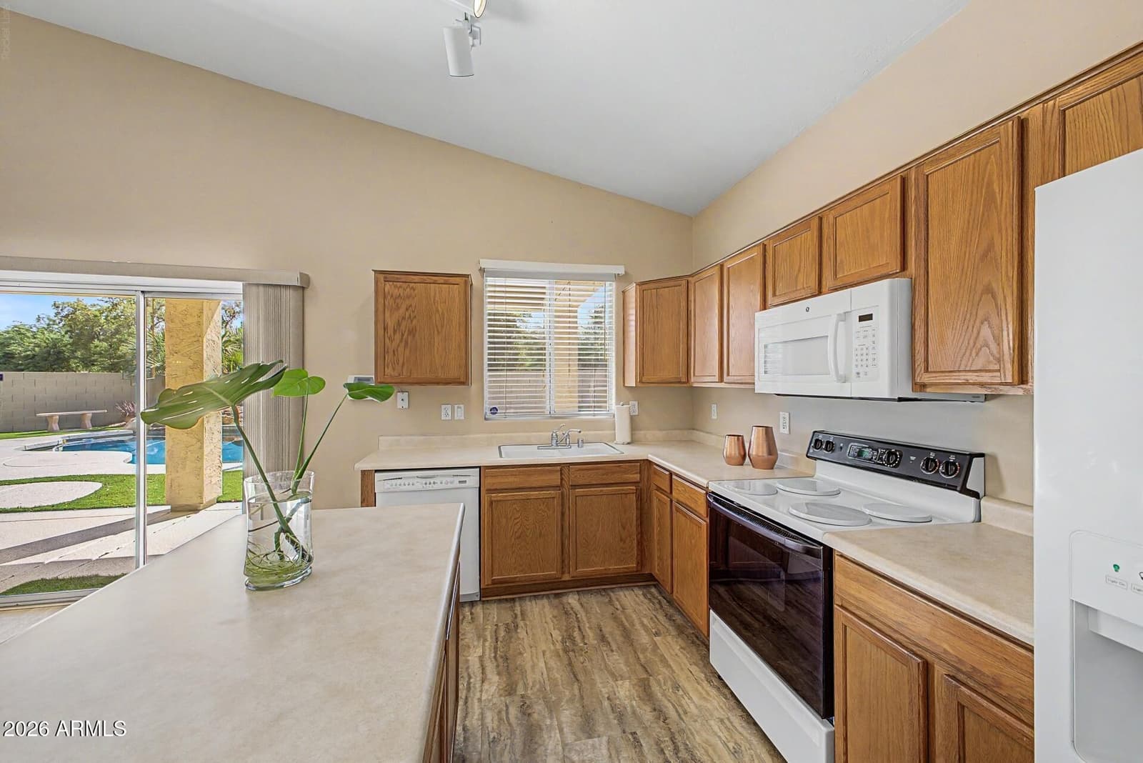 791 W KENT Place, Chandler, AZ 85225 — photo 12 of 32