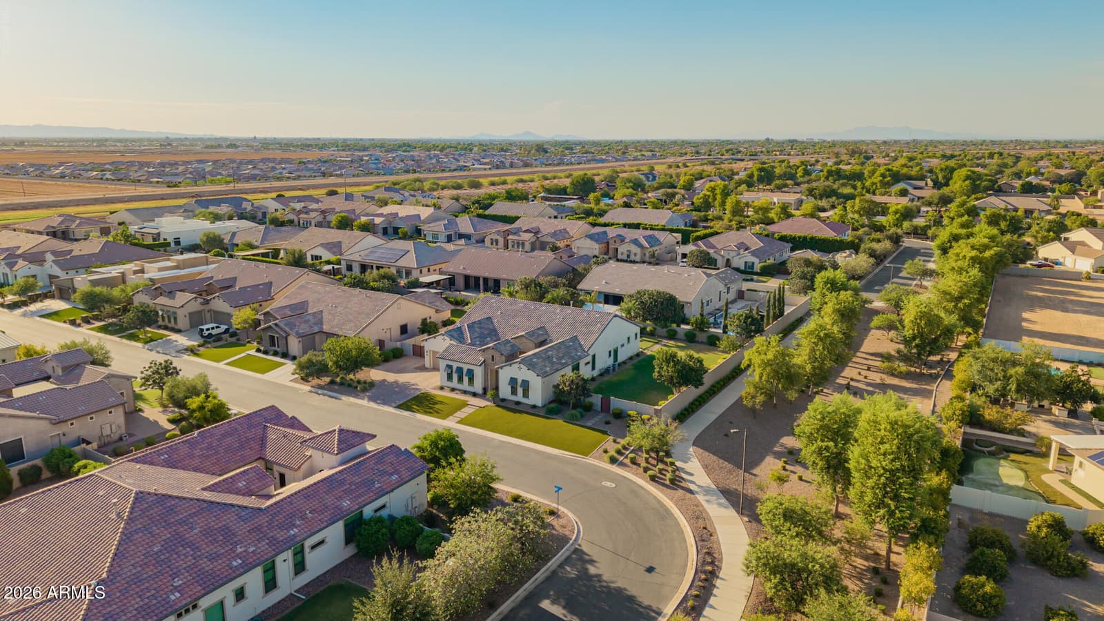 2580 E VALLEJO Drive, Gilbert, AZ 85298 — photo 9 of 90