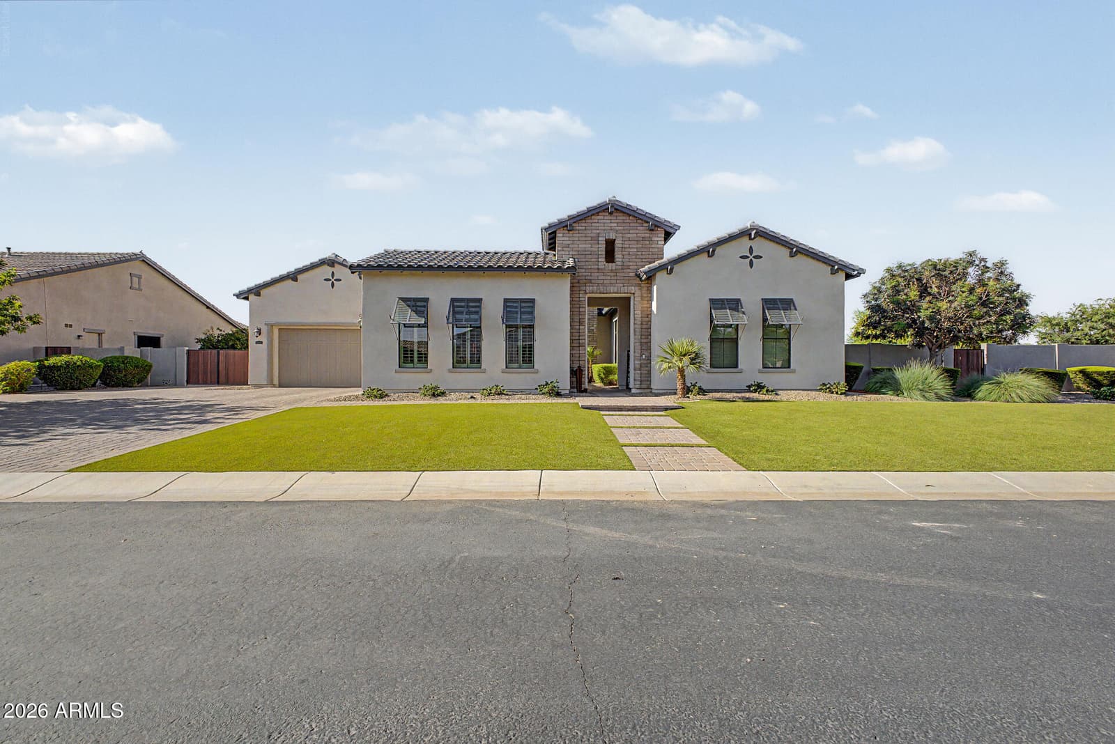 2580 E VALLEJO Drive, Gilbert, AZ 85298 — photo 11 of 90