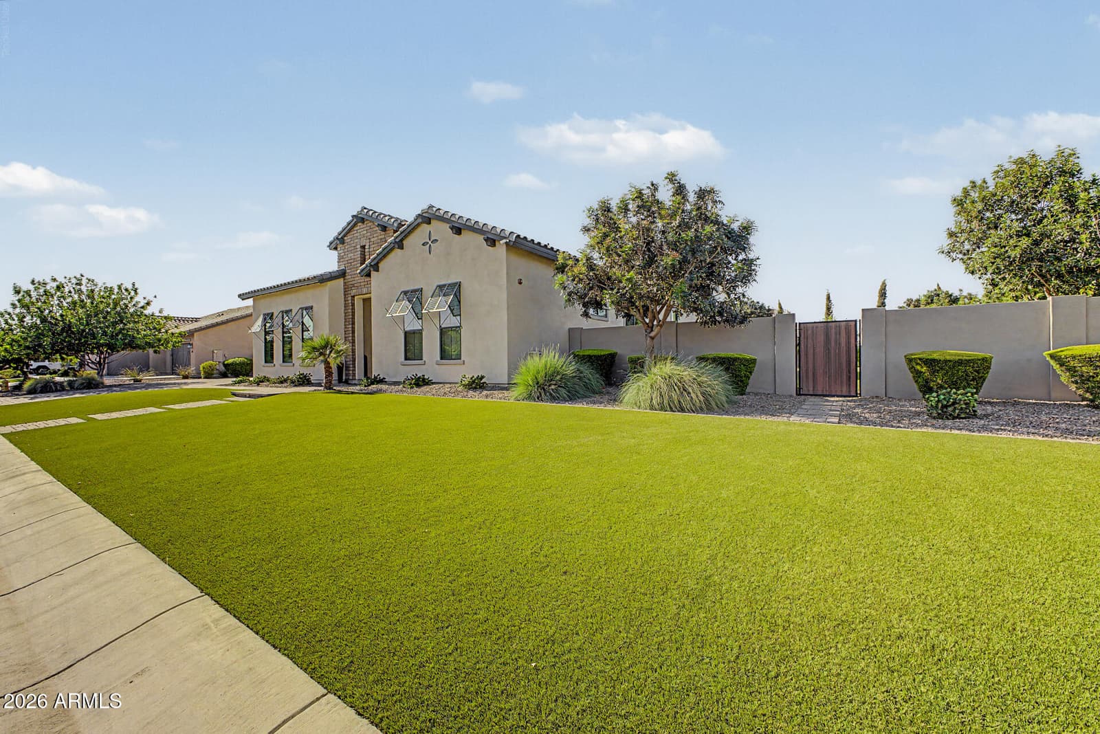 2580 E VALLEJO Drive, Gilbert, AZ 85298 — photo 19 of 90