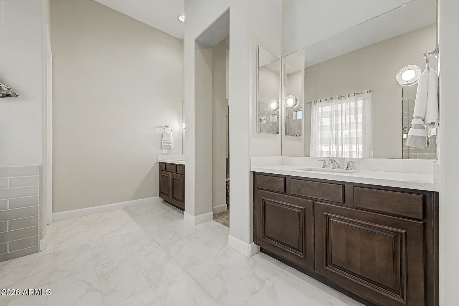 2580 E VALLEJO Drive, Gilbert, AZ 85298 — photo 43 of 90