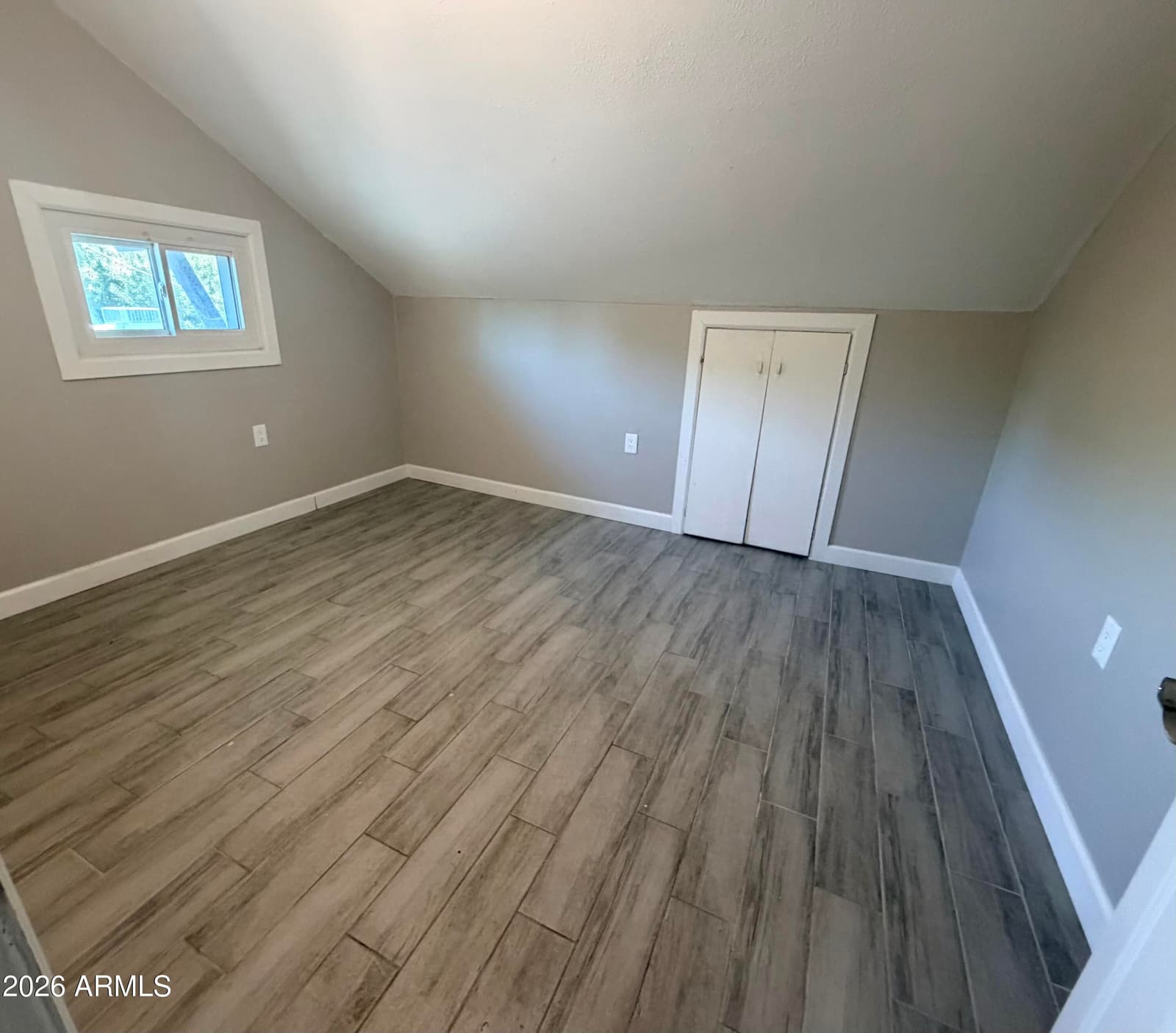 753 W 6TH Drive, Mesa, AZ 85210 — photo 16 of 40
