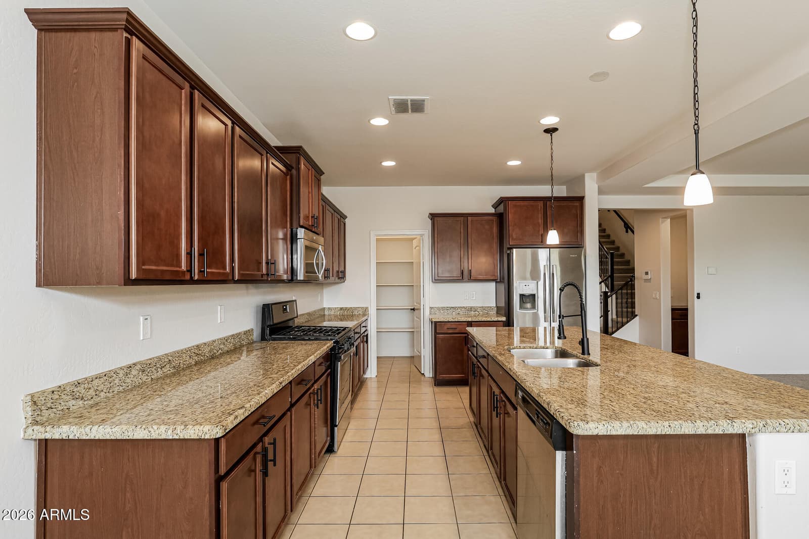 660 S 165TH Avenue, Goodyear, AZ 85338 — photo 5 of 23