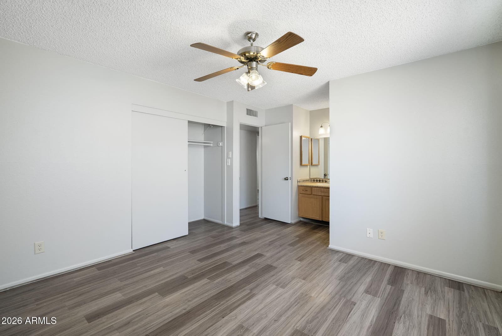 2932 E PERSHING Avenue, Phoenix, AZ 85032 — photo 14 of 38