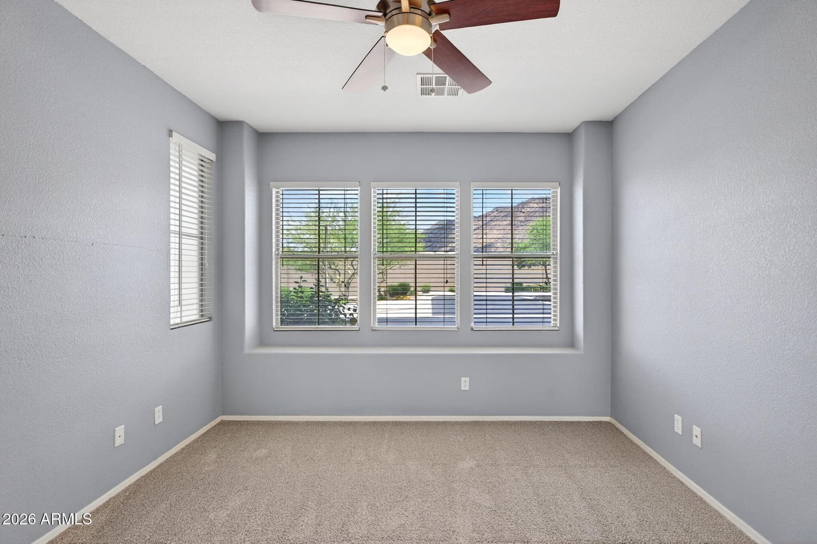 5041 W ESCUDA Drive, Glendale, AZ 85308 — photo 11 of 35