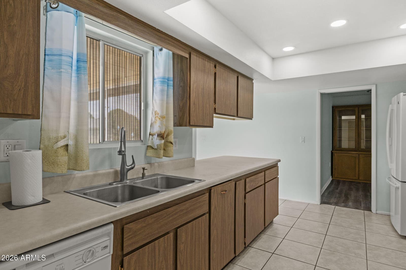10432 W DESERT FOREST Circle, Sun City, AZ 85351 — photo 6 of 27