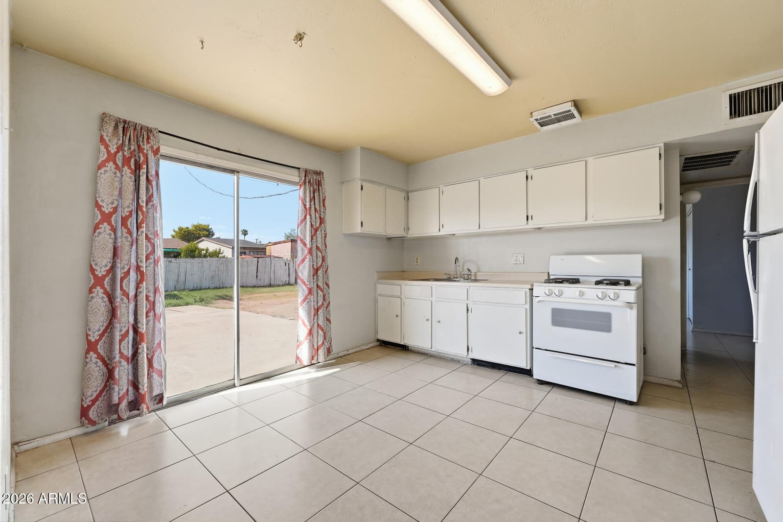 7714 W Mitchell Drive, Phoenix, AZ 85033 — photo 7 of 16