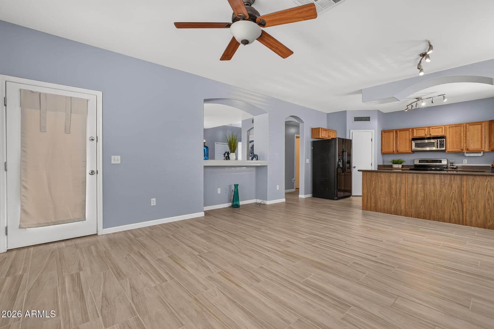 3014 W VILLA CASSANDRA Drive, Phoenix, AZ 85086 — photo 7 of 35