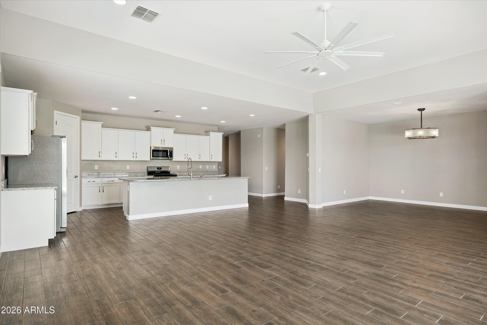 26009 N 137TH Lane, Peoria, AZ 85383 — photo 4 of 47