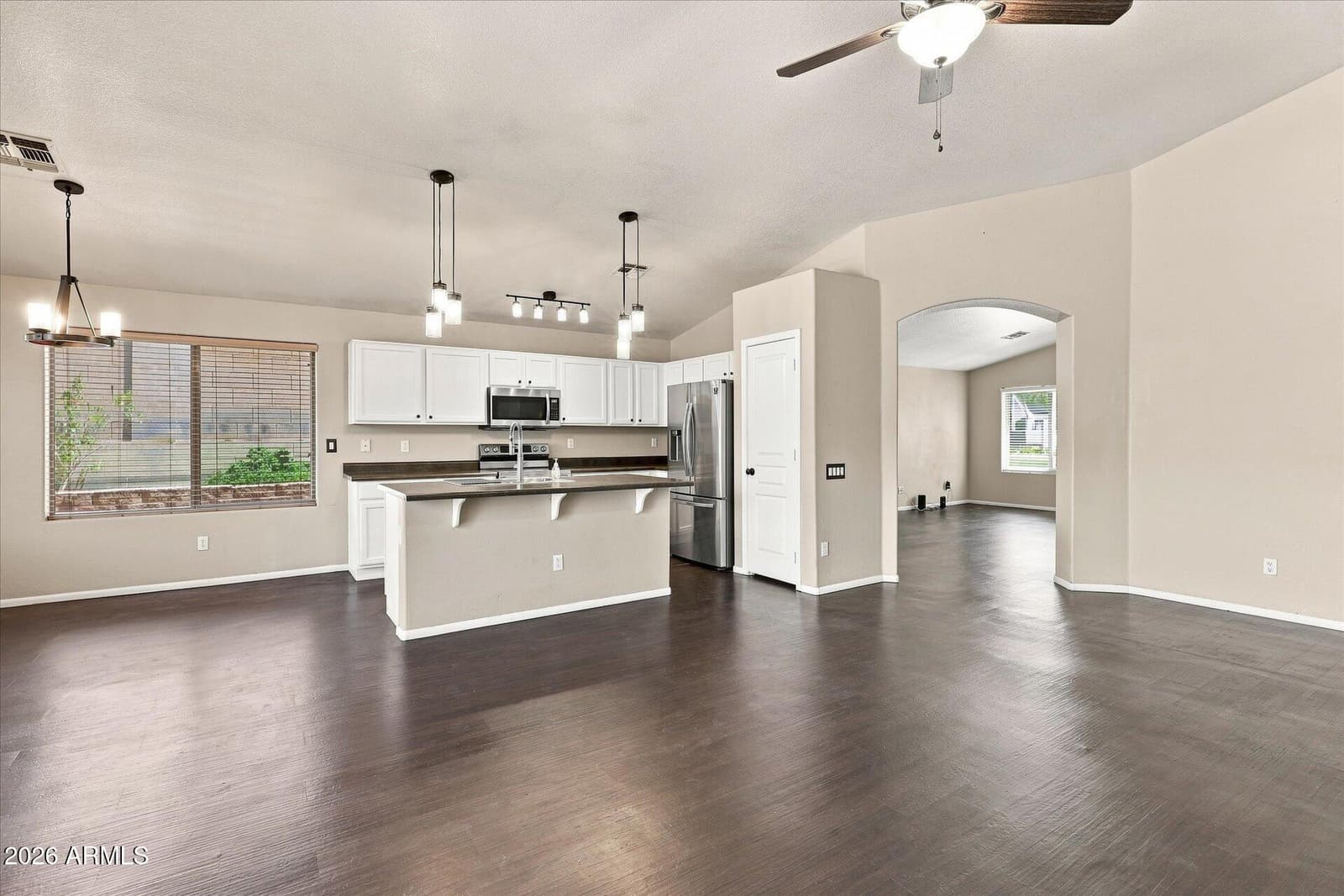 4034 W CHISUM Trail, Phoenix, AZ 85083 — photo 11 of 40