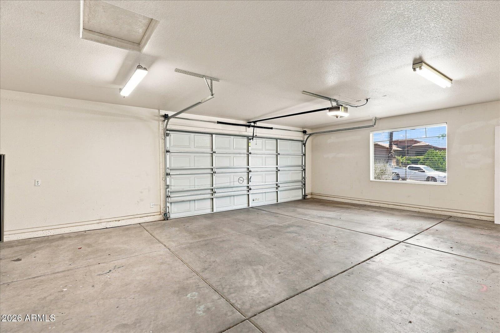 4034 W CHISUM Trail, Phoenix, AZ 85083 — photo 35 of 40