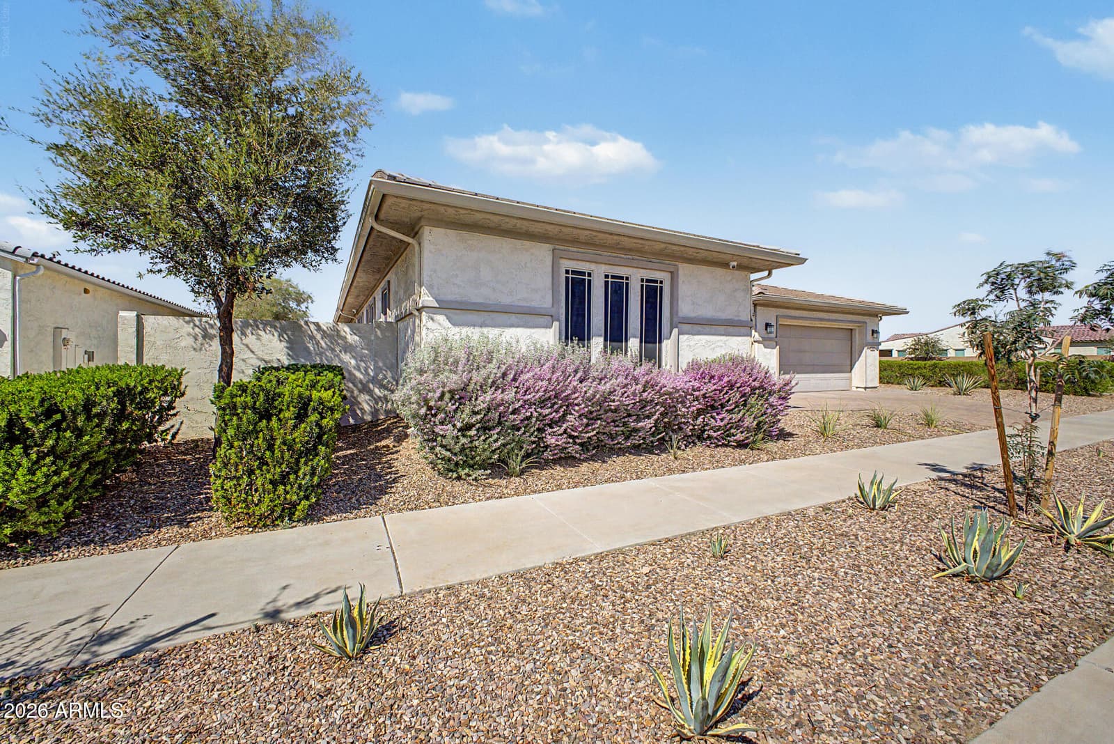 10650 E TRILLIUM Avenue, Mesa, AZ 85212 — photo 7 of 43