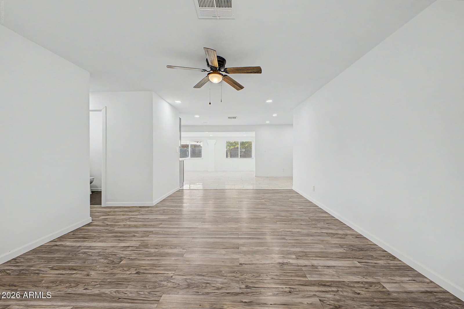 6340 W AVALON Drive, Phoenix, AZ 85033 — photo 9 of 44