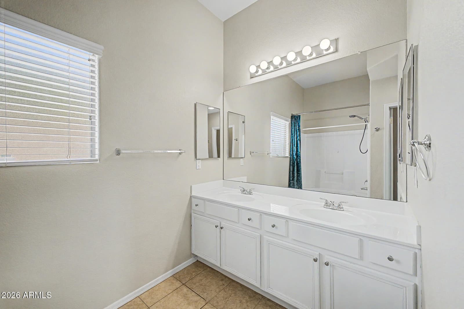 8127 W ZOE ELLA Way, Peoria, AZ 85382 — photo 16 of 35