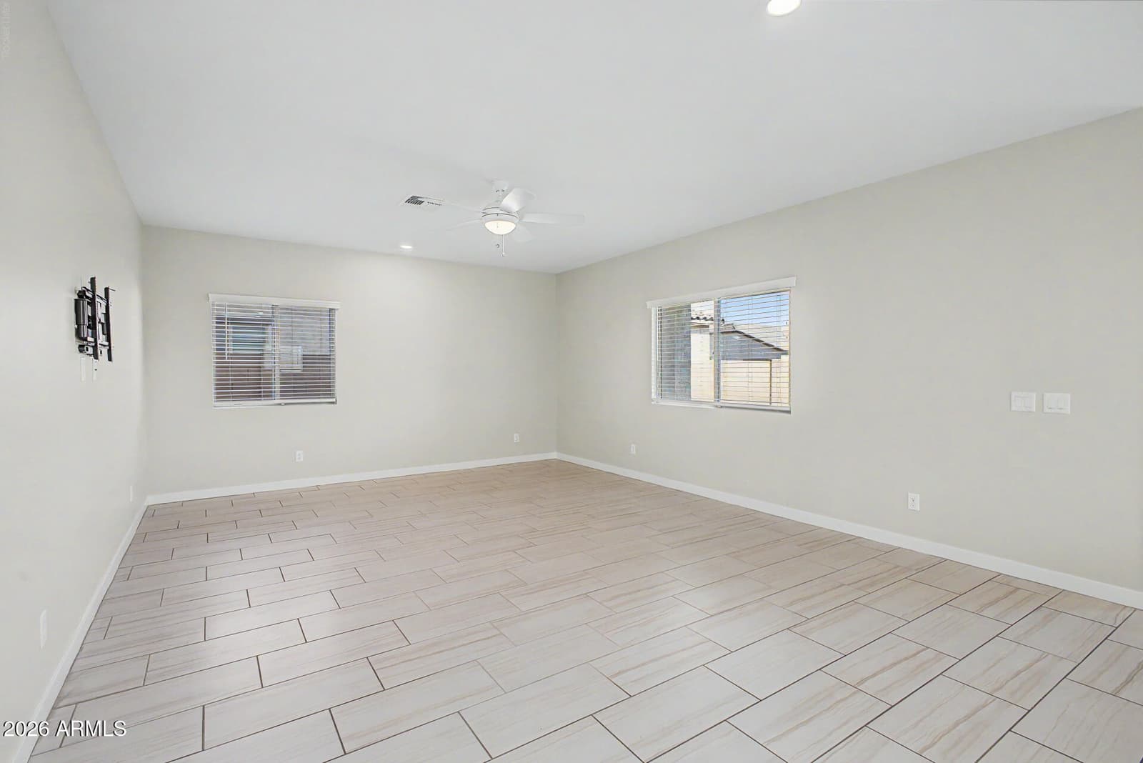 40320 W BRAVO Drive, Maricopa, AZ 85138 — photo 7 of 39