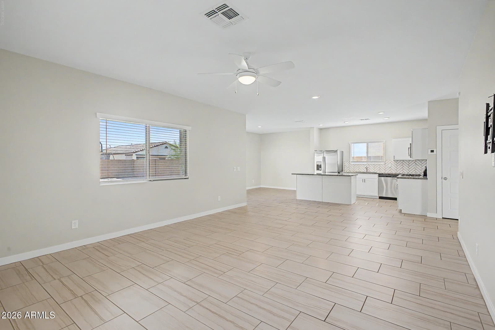 40320 W BRAVO Drive, Maricopa, AZ 85138 — photo 8 of 39