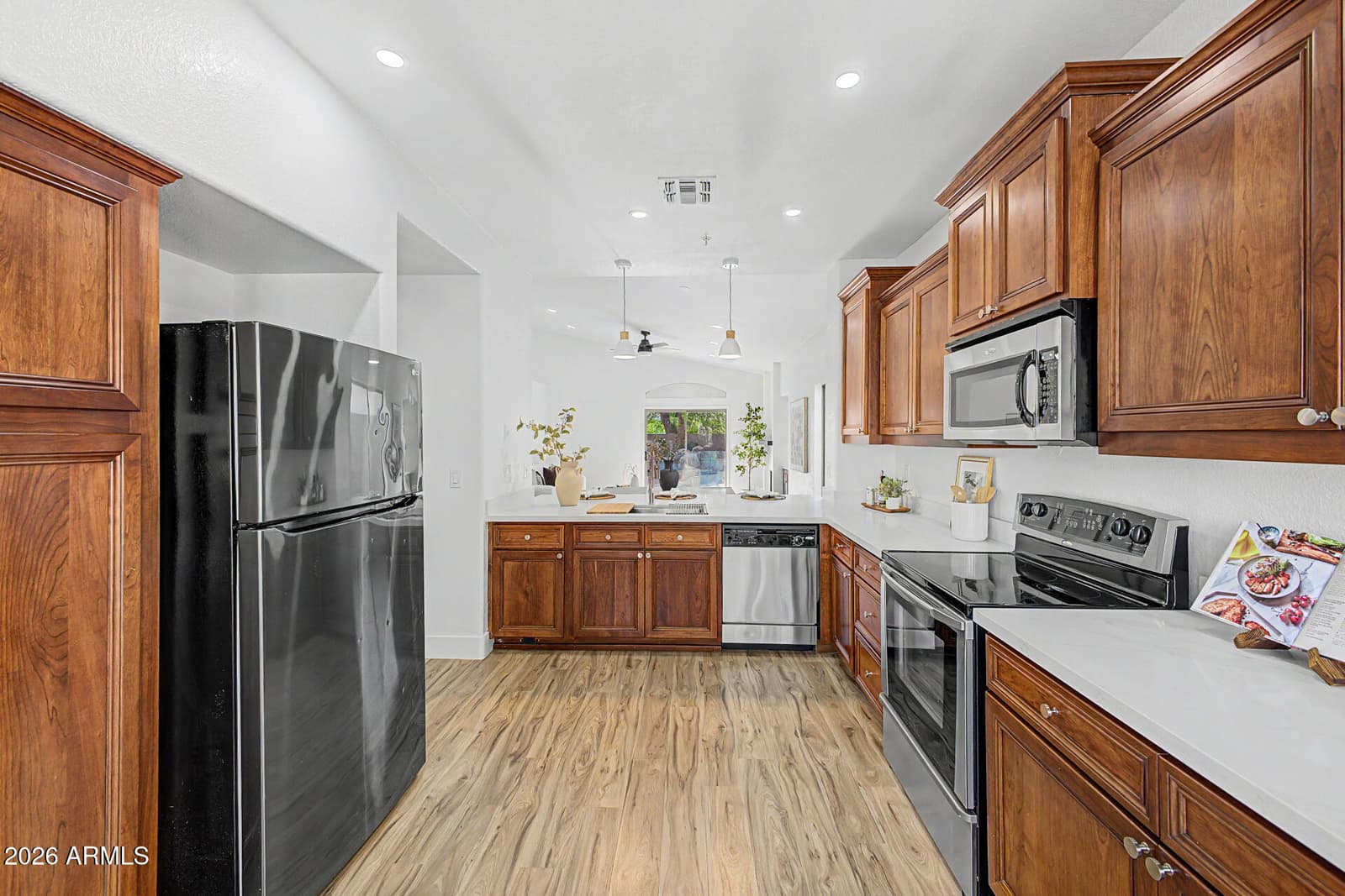 3152 N 83RD Place, Scottsdale, AZ 85251 — photo 12 of 57