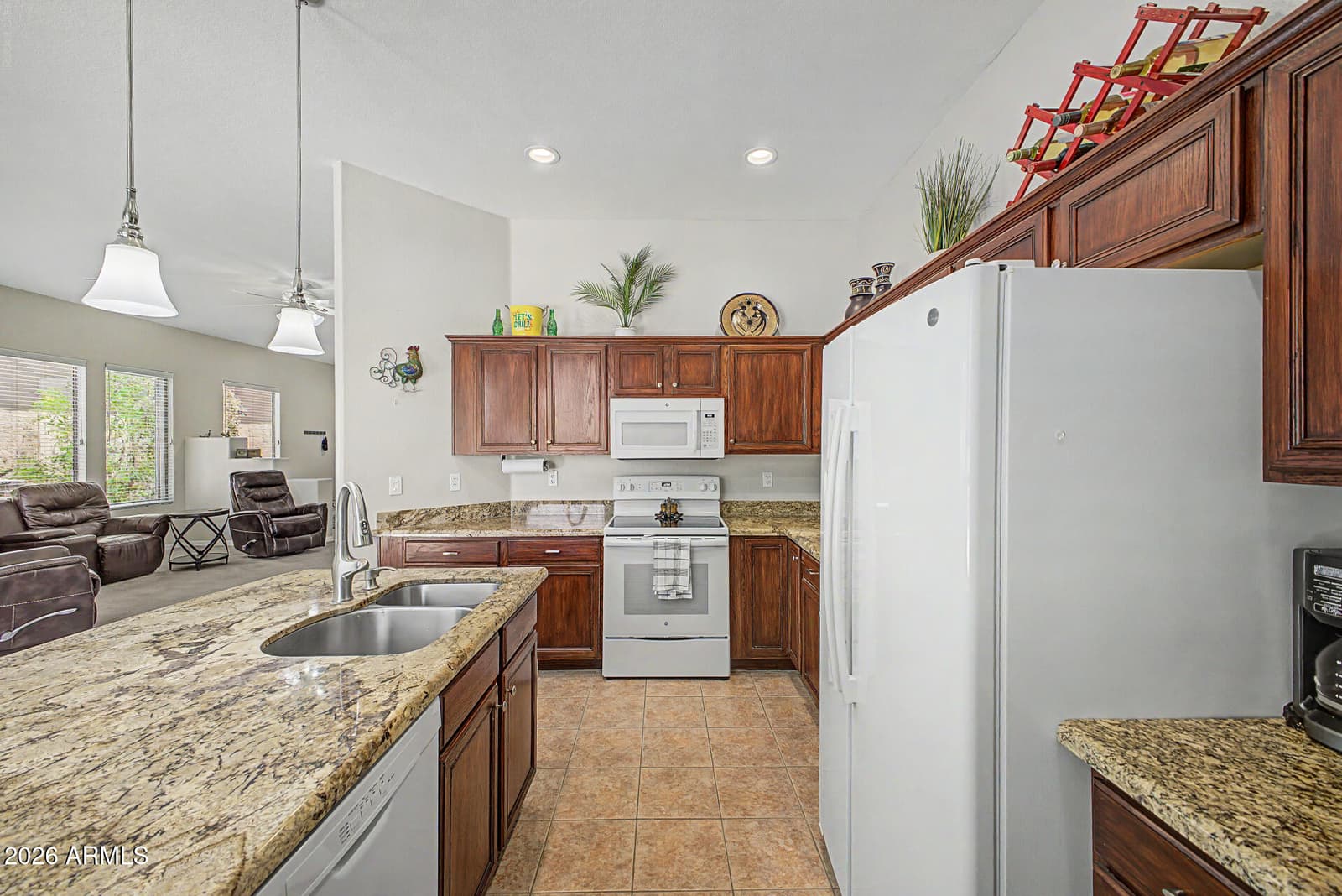 4334 S STRONG BOX Road, Gold Canyon, AZ 85118 — photo 17 of 41