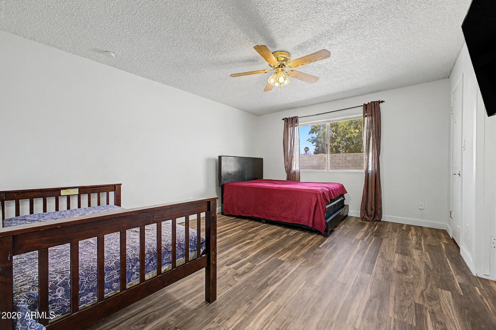 4447 N 77TH Drive, Phoenix, AZ 85033 — photo 14 of 25
