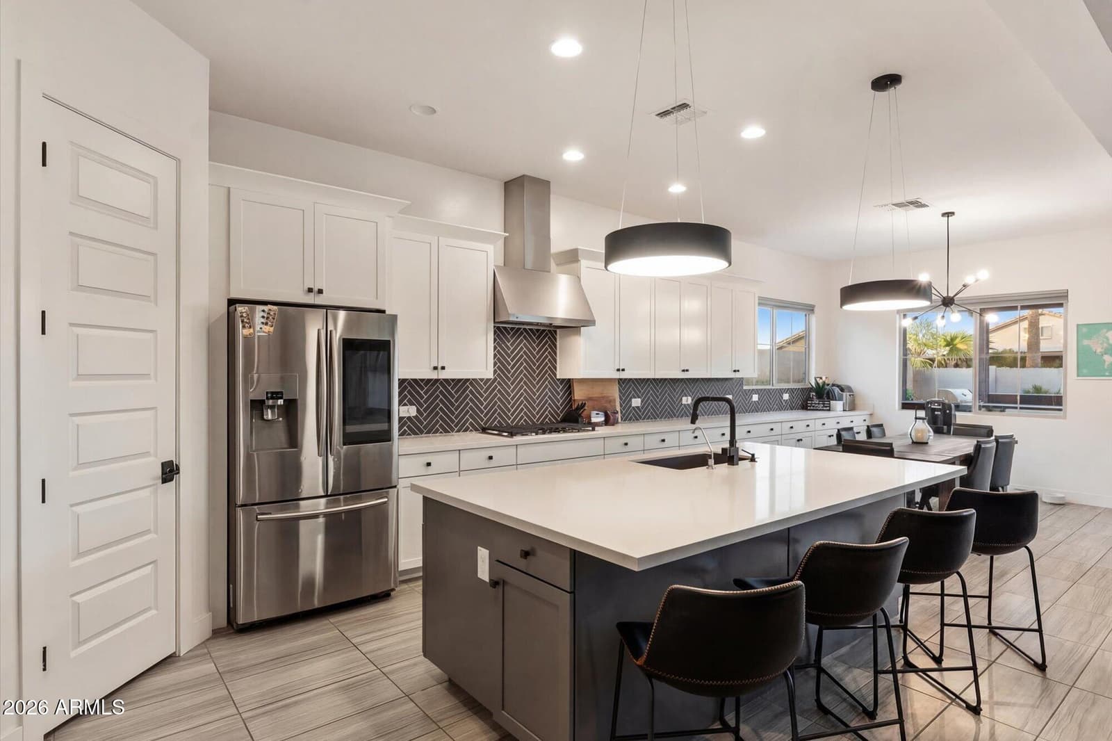 2080 E AQUARIUS Place, Chandler, AZ 85249 — photo 10 of 40