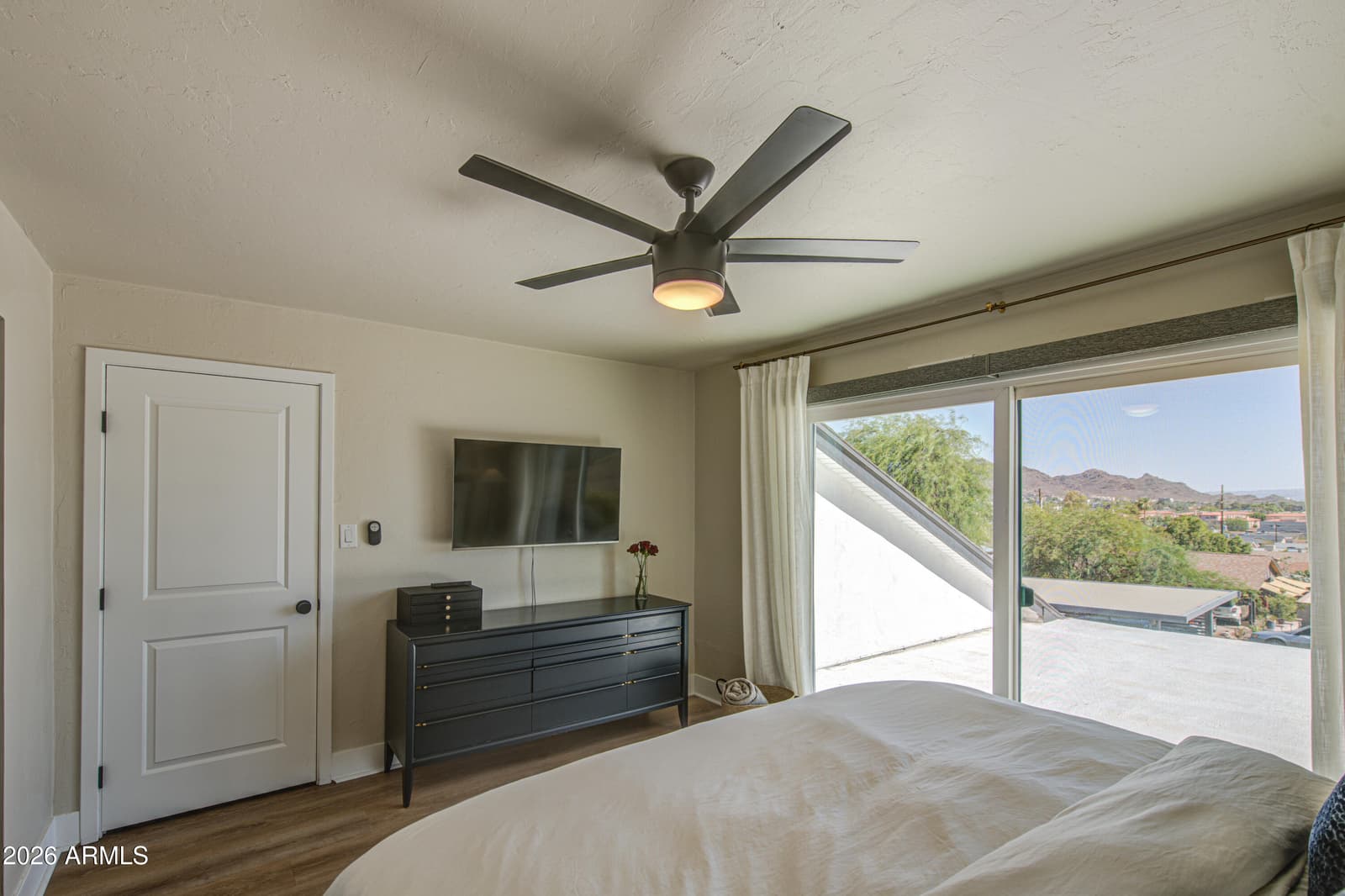 1214 E DESERT COVE Avenue, Phoenix, AZ 85020 — photo 32 of 59