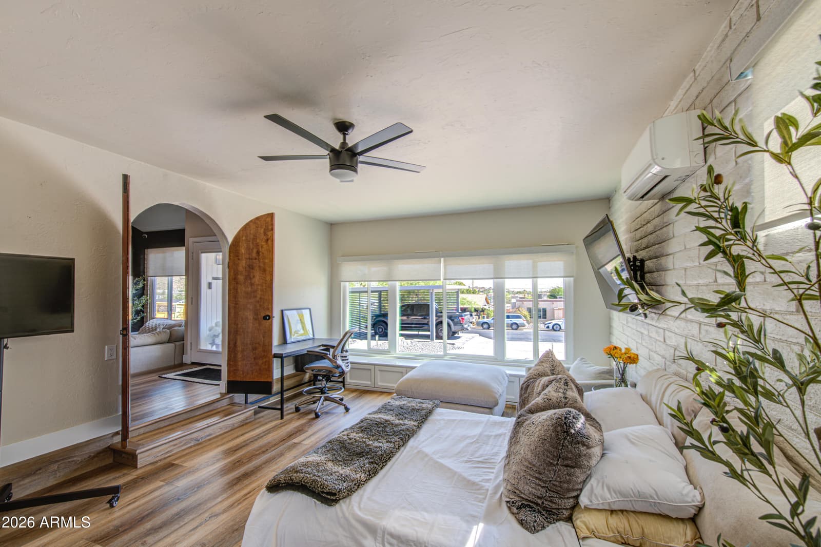 1214 E DESERT COVE Avenue, Phoenix, AZ 85020 — photo 39 of 59
