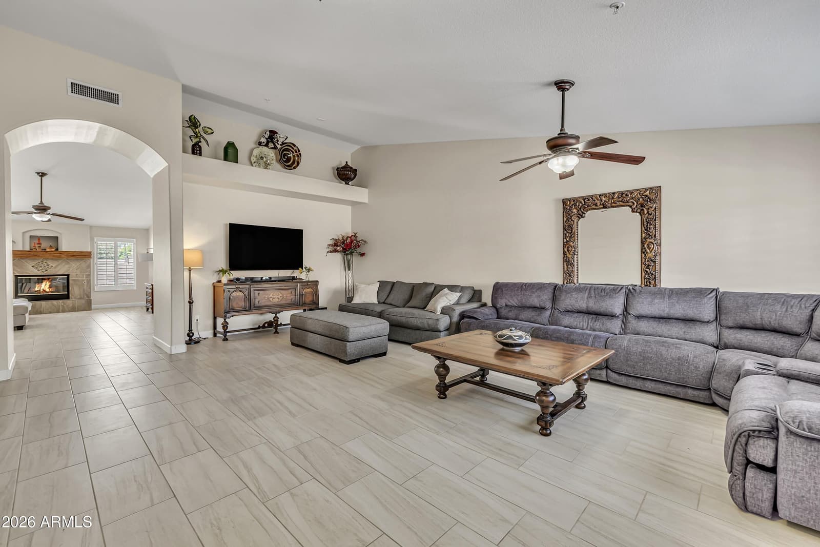 11105 E POINSETTIA Drive, Scottsdale, AZ 85259 — photo 7 of 40