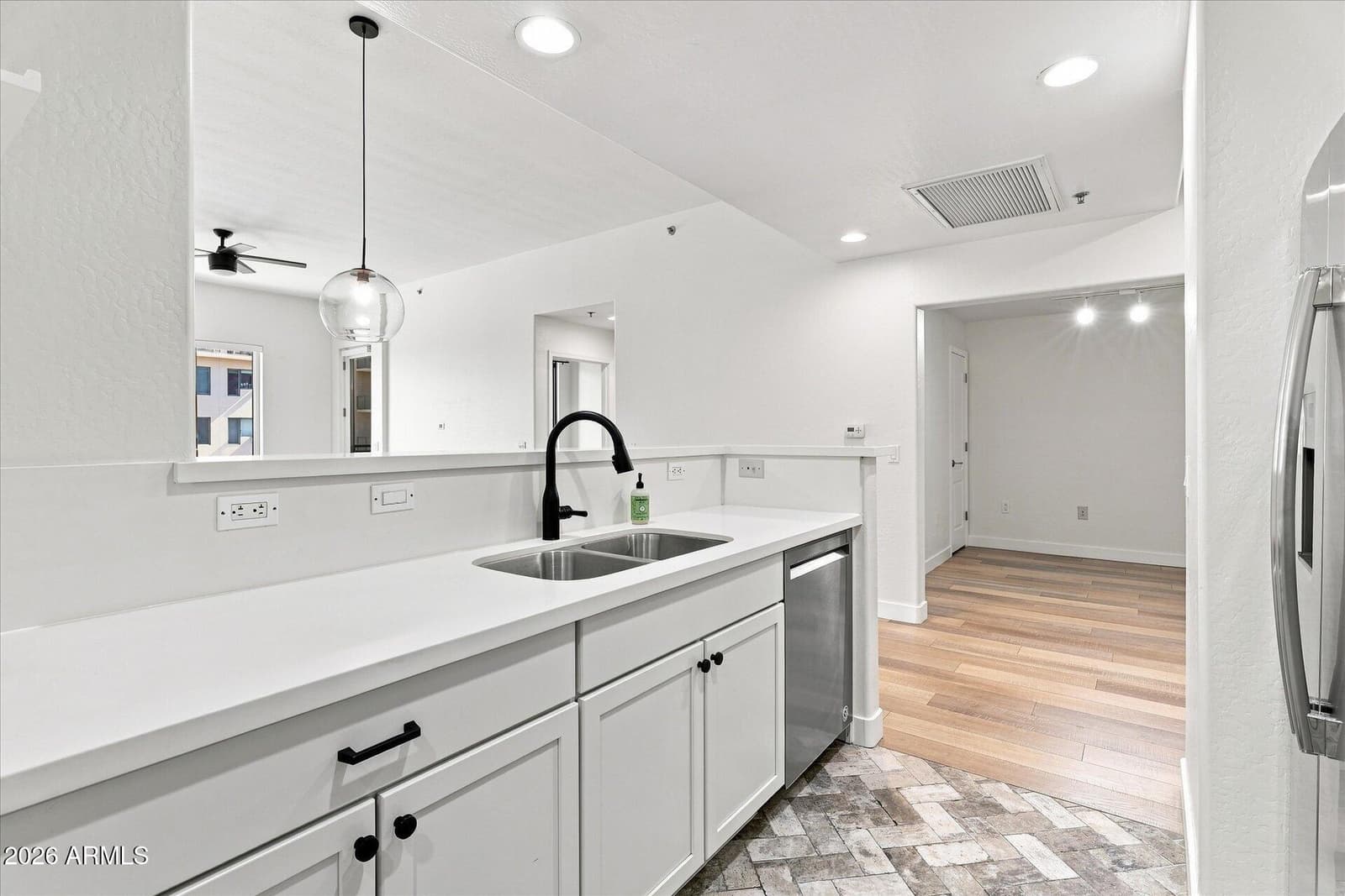 16 W ENCANTO Boulevard 415, Phoenix, AZ 85003 — photo 26 of 58