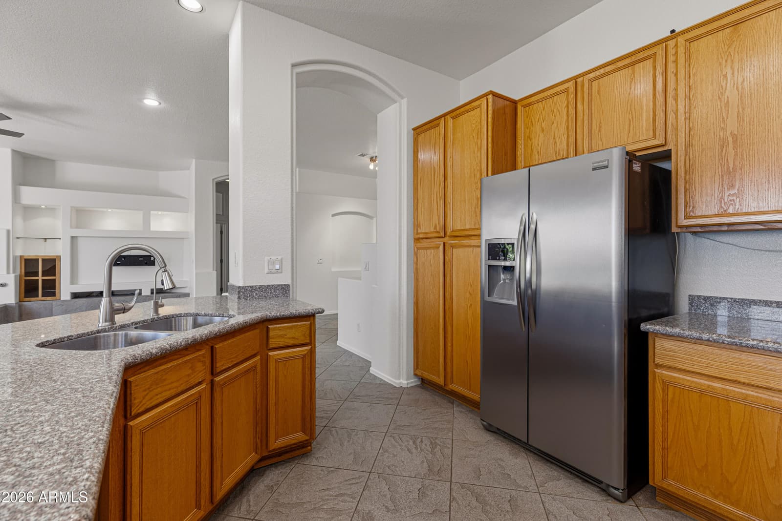 4409 E LARIAT Lane, Phoenix, AZ 85050 — photo 17 of 46