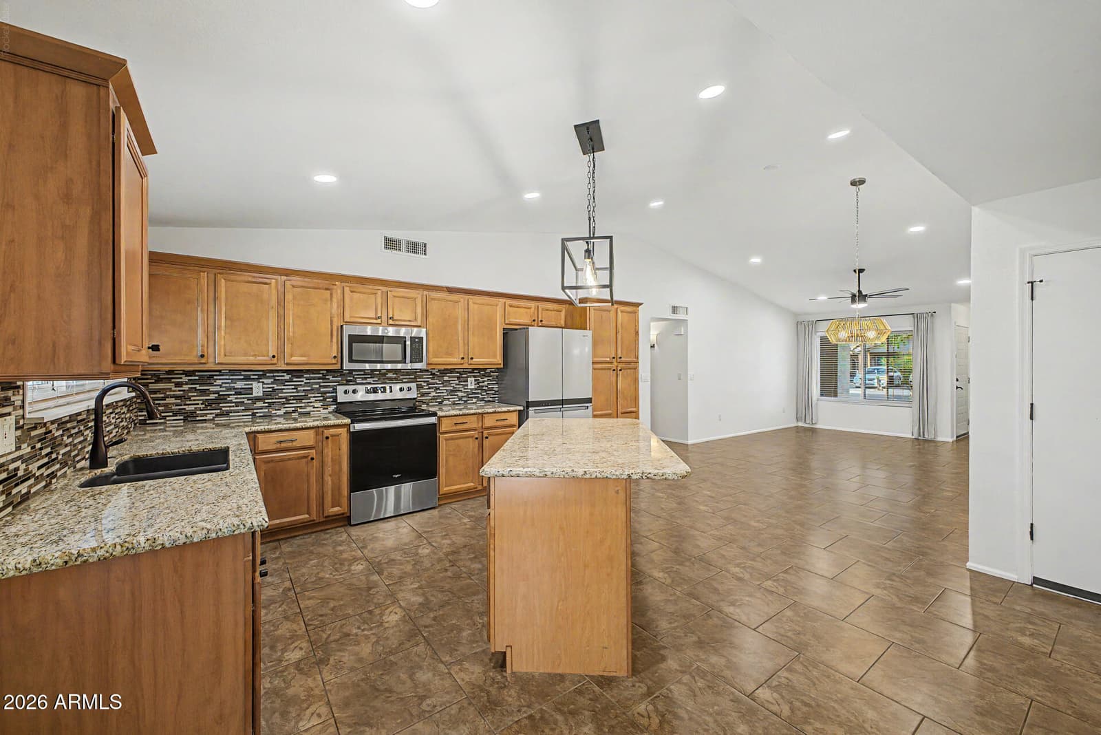 1612 W CHILTON Street, Chandler, AZ 85224 — photo 10 of 30