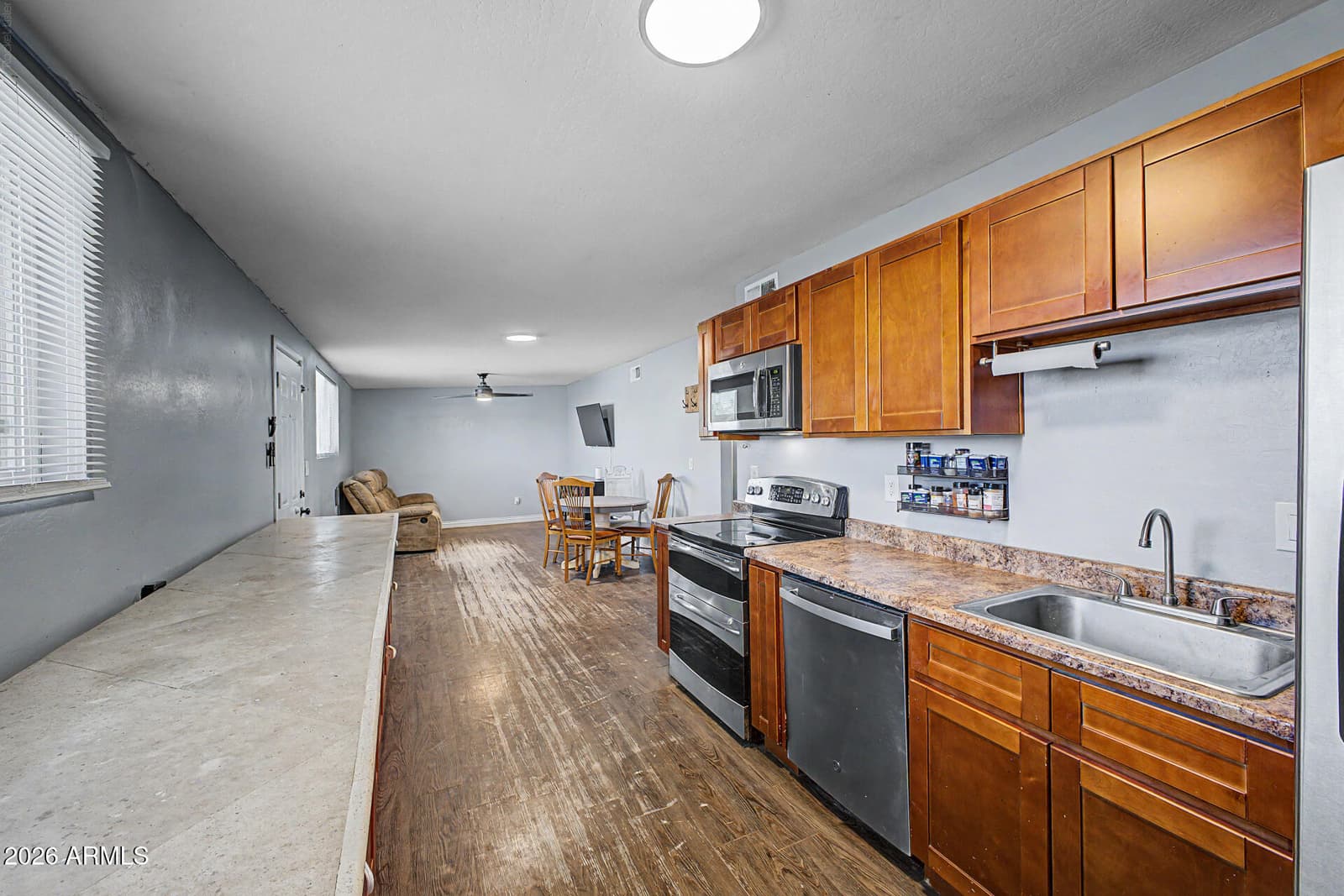 6030 S 19TH Place, Phoenix, AZ 85042 — photo 12 of 28