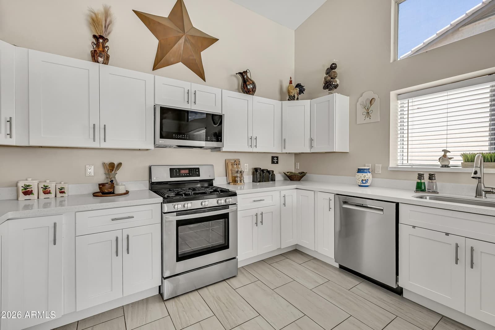 11105 E POINSETTIA Drive, Scottsdale, AZ 85259 — photo 13 of 40