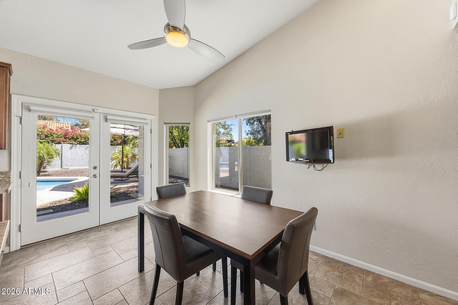 9886 E CINNABAR Avenue, Scottsdale, AZ 85258 — photo 15 of 49