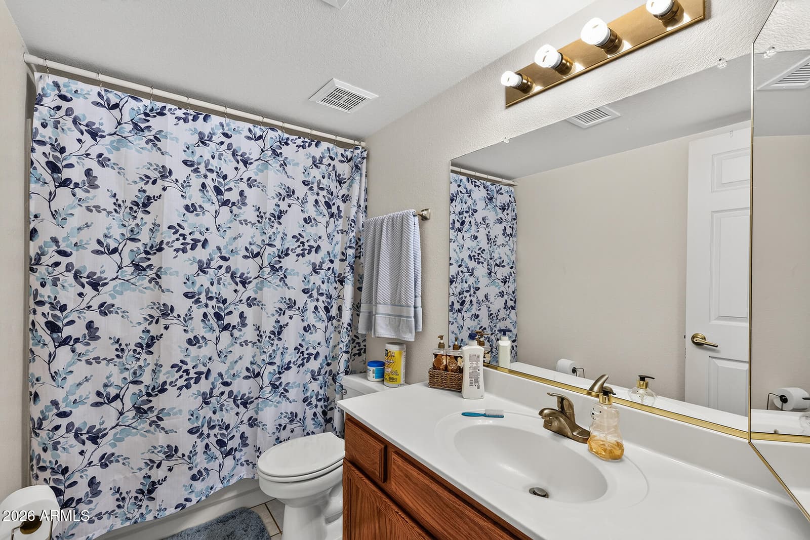 8764 W COLUMBINE Drive, Peoria, AZ 85381 — photo 6 of 42