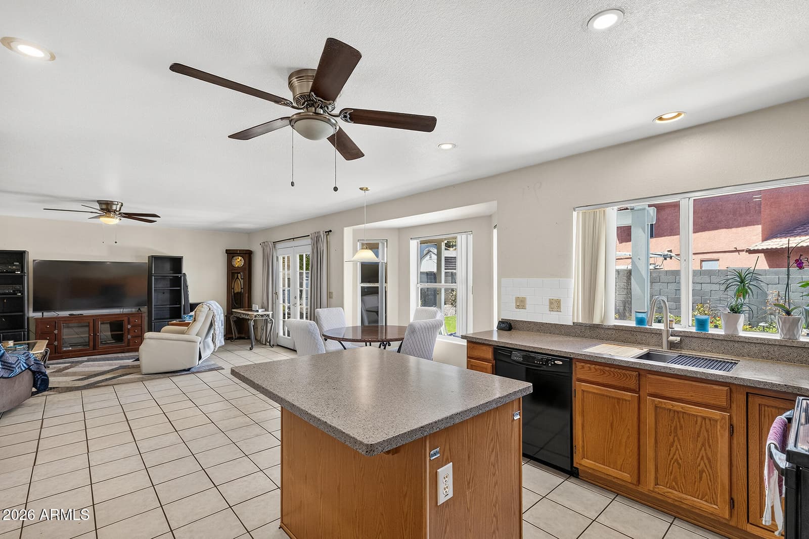 8764 W COLUMBINE Drive, Peoria, AZ 85381 — photo 16 of 42