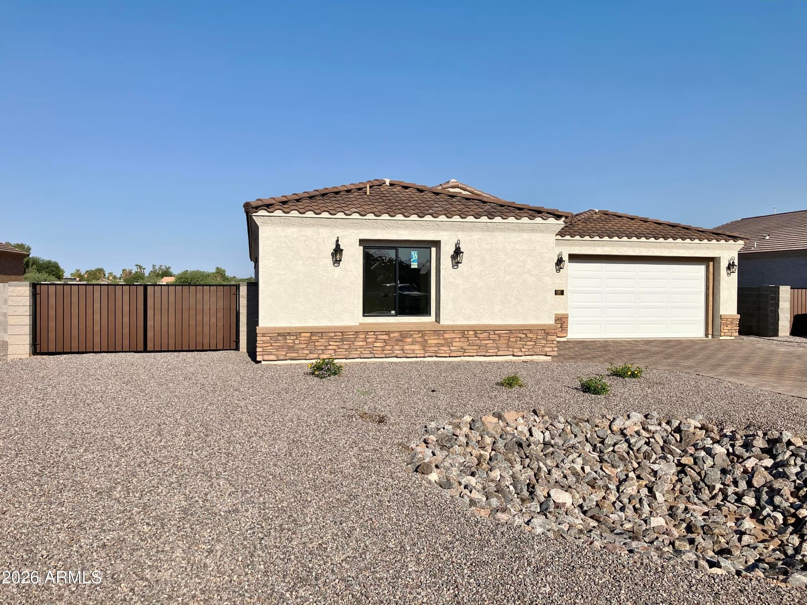 1567 N HIMOSA Drive, Casa Grande, AZ 85122 — photo 2 of 45