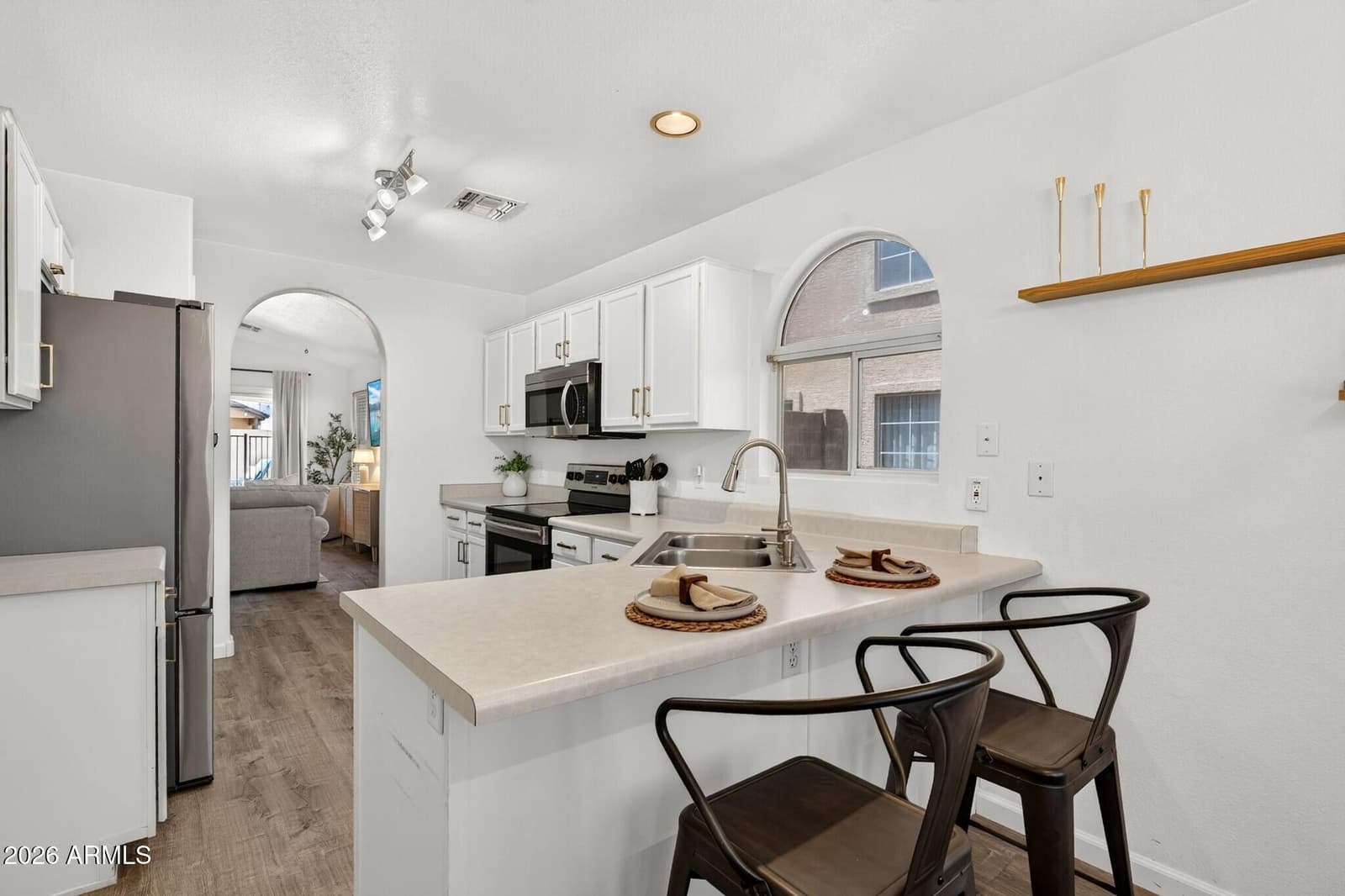 2553 E JASPER Drive, Gilbert, AZ 85296 — photo 15 of 46